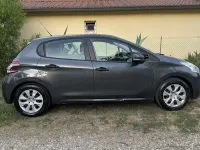 Usata Peugeot 208 Access 82 CV (60 kW) 2014 Utilitaria