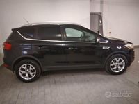 Usata Ford Kuga 140 CV (102 kW) 2012 Nero SUV