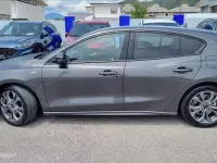 Begagnad Ford Focus ST-Line 125 HK (91 kW) 2022 Grå Sedan