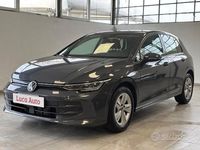 Usata VW Golf VIII 116 CV (85 kW) 2025 Grigio scuro Berlina