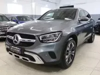 Usata Mercedes GLC220 194 CV (142 kW) 2022 Grigio Coupé