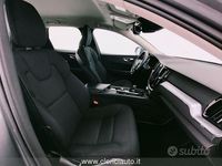 Usata Volvo XC60 Momentum 197 CV (144 kW) 2020 Grigio SUV