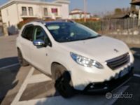Usata Peugeot 2008 120 CV (88 kW) 2016 Bianco SUV