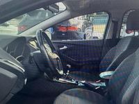 Usata Ford Focus 101 CV (74 kW) 2016 Gray Berlina