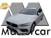 Usata Volvo V60 Business Edition 197 CV (144 kW) 2021 Nero Station wagon