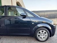 Usata Audi A2 Ambiente 75 CV (55 kW) 2003 Blu Utilitaria