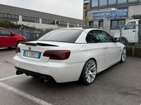 Usata BMW 330 Cabriolet 245 CV (180 kW) 2011 Bianco Cabrio