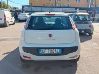 Usata Fiat Punto 85 CV (62 kW) 2010 Bianco Utilitaria