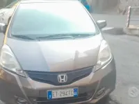 Usata Honda Jazz 99 CV (72 kW) 2014 Marrone Utilitaria