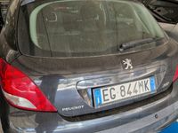 usata Peugeot 207 1.4 benzina/GPL