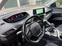 Gebraucht Peugeot 3008 131 PS (96 kW) 2022 Grau SUV