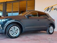 Usata VW T-Roc Advance 116 CV (85 kW) 2018 Grigio SUV