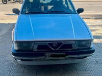Usata Alfa Romeo 75 1991 Grigio Berlina