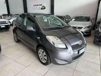 Usata Toyota Yaris 69 CV (50 kW) 2009 Grigio Utilitaria