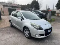 Usata Renault Scenic E-Tech 110 CV (80 kW) 2010 Grigio Monovolume