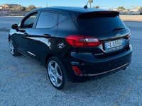 Usata Ford Fiesta 85 CV (62 kW) 2018 Nero Utilitaria