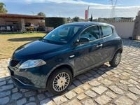 Usata Lancia Ypsilon 80 CV (58 kW) 2016 Blu Utilitaria
