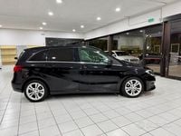 Usata Mercedes B200 Premium 135 CV (99 kW) 2016 Nero Monovolume