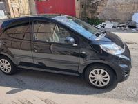 Usata Peugeot 107 68 CV (50 kW) 2011 Nero Utilitaria