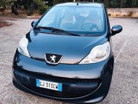 Usata Peugeot 107 68 CV (50 kW) 2007 Nero Utilitaria