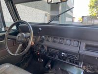 Usata Jeep Wrangler 103 CV (75 kW) 1995 Verde SUV