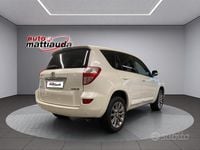 Usata Toyota RAV4 Style 150 CV (110 kW) 2012 Grigio SUV