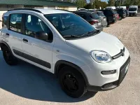 Usata Fiat Panda 4x4 S 85 CV (62 kW) 2020 Bianco Utilitaria