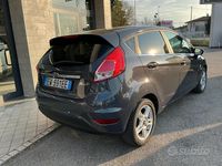 Usata Ford Fiesta Titanium 75 CV (55 kW) 2014 Grigio Utilitaria