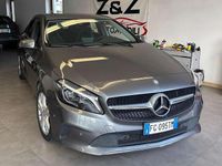Usata Mercedes A200 Premium 136 CV (100 kW) 2016 Grigio Berlina
