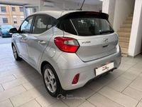 Usata Hyundai i10 Prime 67 CV (49 kW) 2023 Argento metallizzato Utilitaria