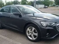 Usata Audi Q8 Sportback e-tron S-Line 158 kW (215 CV) 2023 Grigio SUV