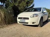 Usata Fiat Grande Punto 77 CV (56 kW) 2009 Bianco Utilitaria