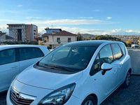 Usata Opel Meriva 120 CV (88 kW) 2014 Bianco Monovolume