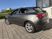 Usata Alfa Romeo Giulietta Distinctive 105 CV (77 kW) 2013 Grigio Utilitaria
