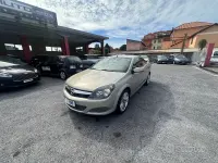 Usata Opel Astra Cabriolet Enjoy 105 CV (77 kW) 2007 Marrone Cabrio