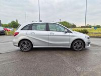 Käytetty Mercedes B180 Premium 109 HP (80 kW) 2017 Harmaa Tila-auto