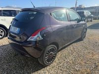 Usata Lancia Ypsilon S 95 CV (69 kW) 2014 Viola Utilitaria