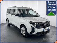 Usata Ford Tourneo Courier Titanium 124 CV (91 kW) 2025 Bianco Monovolume
