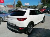 Usata Kia Stonic Style 84 CV (61 kW) 2022 Bianco SUV