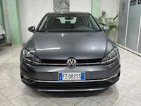 Usata VW Golf VII 150 CV (110 kW) 2019 Gray Berlina