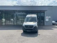 Usata Mercedes Sprinter 190 CV (139 kW) 2022 Argento iridium met. Furgone