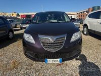 Usata Lancia Ypsilon S 95 CV (69 kW) 2014 Viola Utilitaria