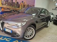 Usata Alfa Romeo Stelvio Executive 209 CV (153 kW) 2018 Grigio SUV