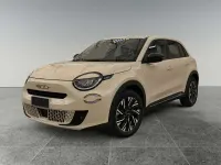 Nuova Fiat 600 La Prima 110 CV (80 kW) 2026 Beige SUV