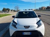 Usata Toyota Aygo X Lounge 72 CV (52 kW) 2023 Bianco SUV