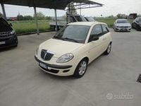 Usata Lancia Ypsilon 60 CV (44 kW) 2005 Beige Utilitaria