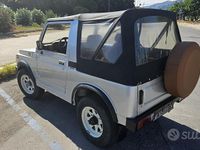 Usata Suzuki Samurai 64 CV (47 kW) 1988 Grigio SUV