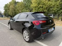 Usata Alfa Romeo Giulietta Super 120 CV (88 kW) 2017 Nero Utilitaria