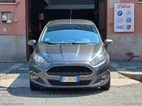 Usata Ford Fiesta 95 CV (69 kW) 2016 Grigio Utilitaria