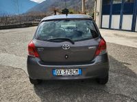 Usata Toyota Yaris 2009 Grigio Utilitaria